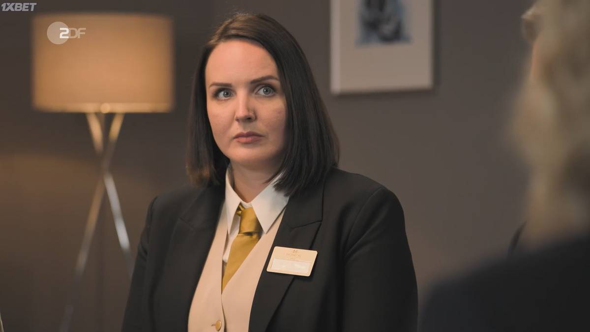 Кадр из сериала "Отель Мондиаль". Яндекс. Картинки.