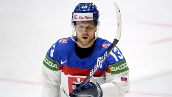    ХК "Сочи" подписал контракт со словацким форвардом Криштофом Юлия Шелковенко