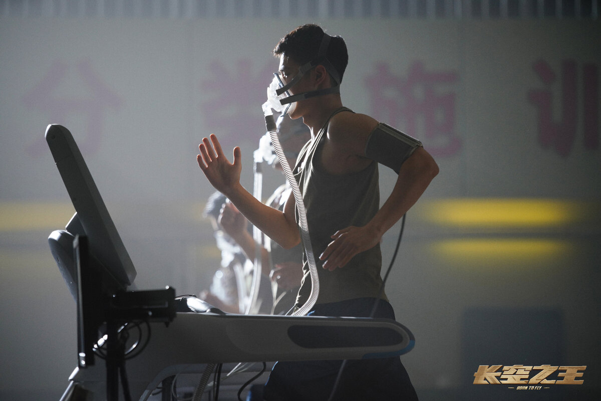 тренировки лётчиков-испытателей