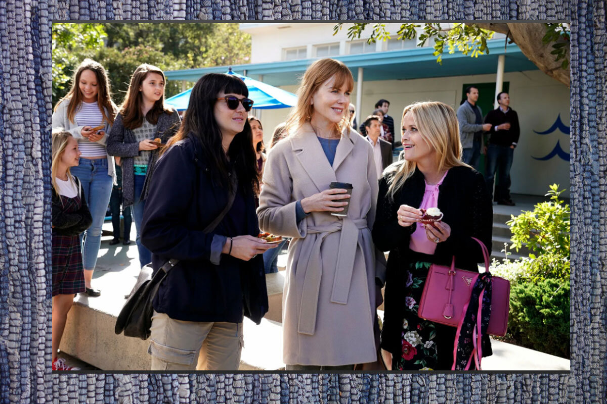 Кадр из сериала. Уизерспун в роли Мадлен, Кидман - Селеста. Я не так их представляла. Мне кажется, Мадлен могла бы сыграть Ким Кэттролл. А Уизерспун мне просто не нравится) Ей только Бабу-ягу играть с ее подбородком.