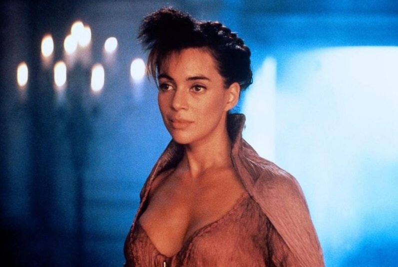 Листайте кадры.