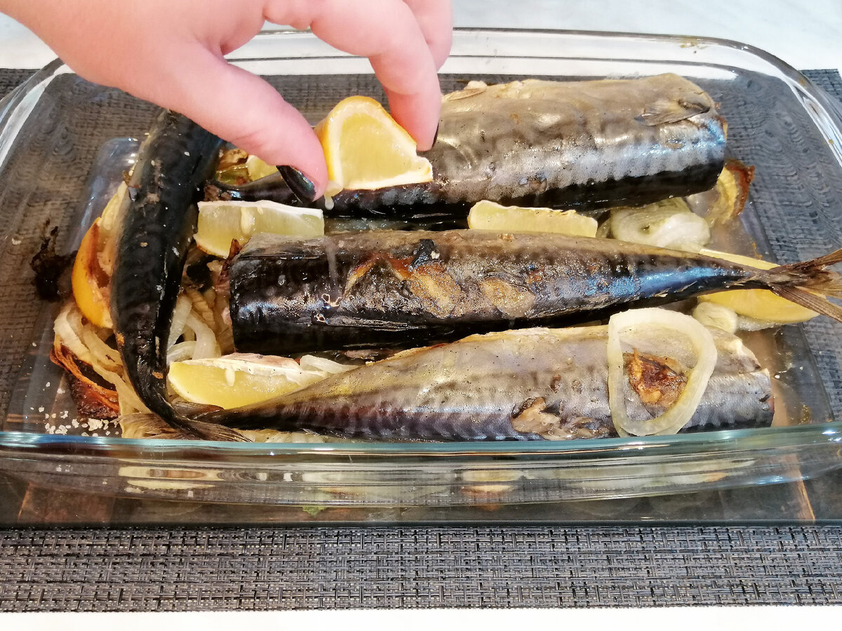 Видео рецепт: как приготовить запеченную рыбу без фольги
