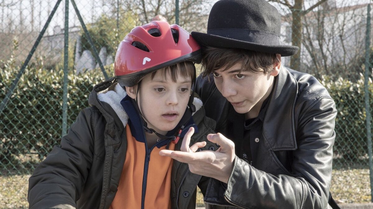 Кадр из фильма «Мой брат — супергерой!»