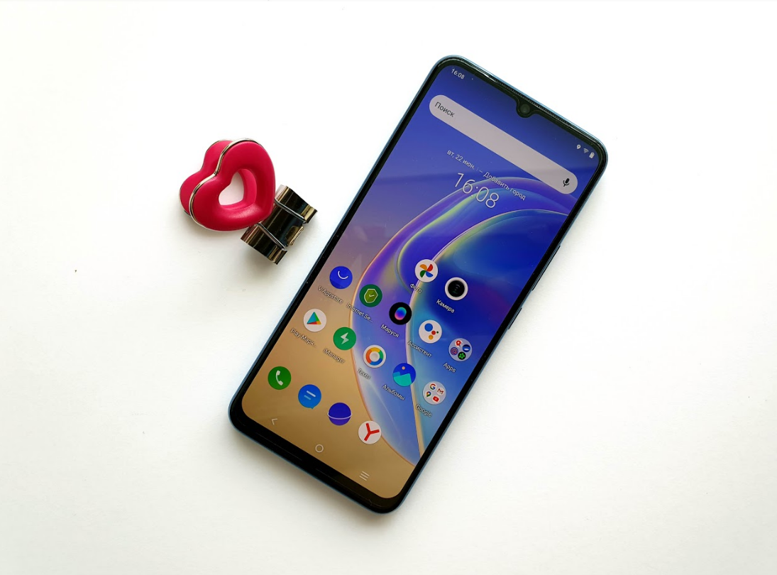 смартфоны имел другой