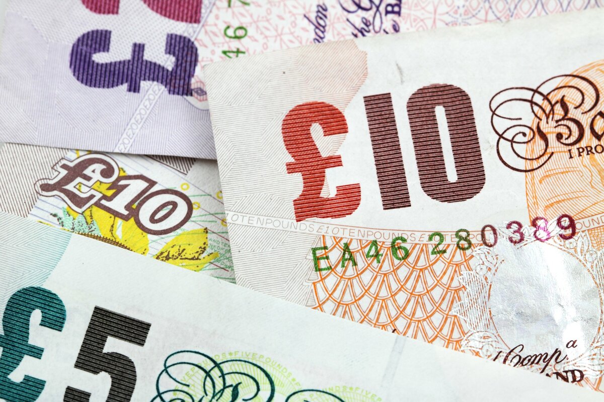 Курс GBP/USD на момент публикации материала - 1.38302