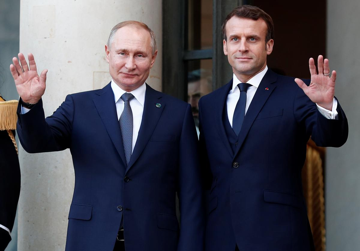 Макрон позвонил Путину и обсудил проблемы...