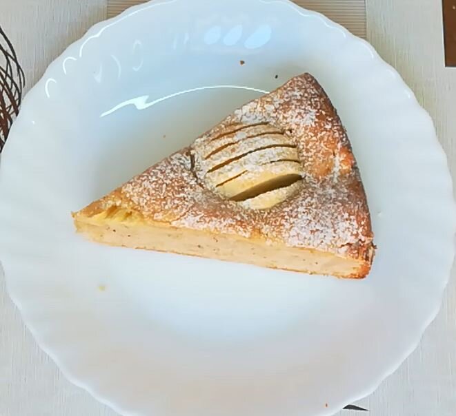 Шарлотка в разрезе