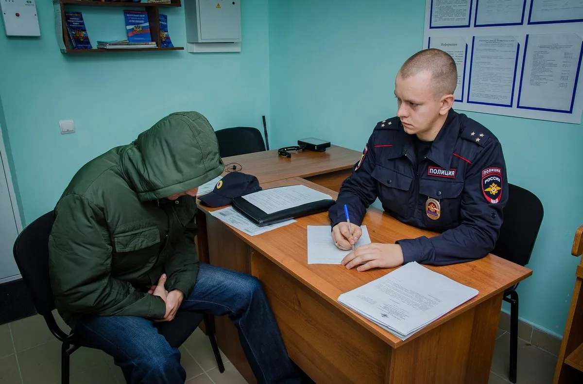 Как вести себя на допросе у следователя. Пять главных правил | Знай ...