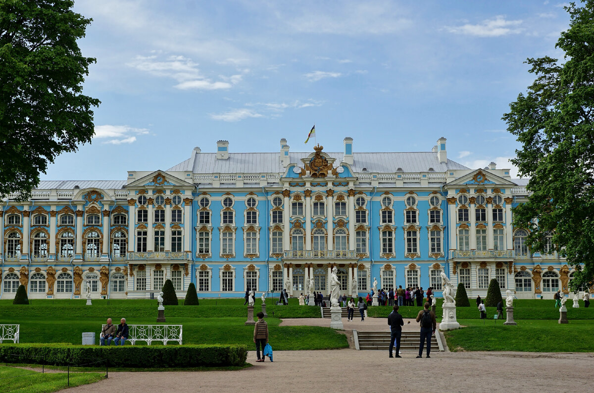 Екатерининский дворец москва фото