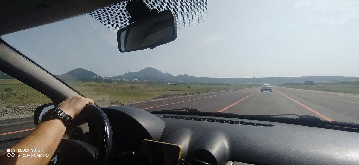 Машина экономичнее всего - дорога от Смоленска и назад обошлась около 20 тысяч. Только тяжело водителю...