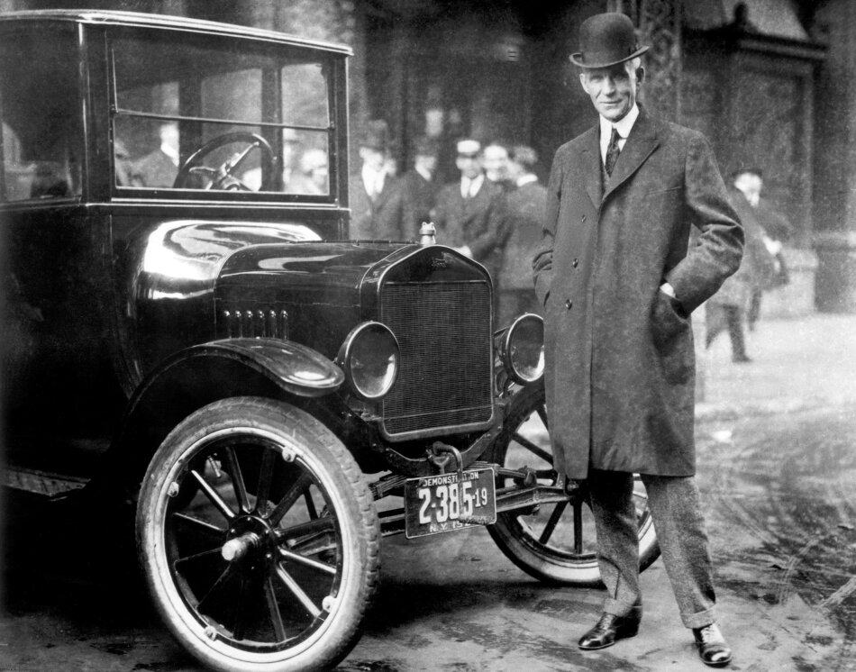 Генри Форд и Model T. Фото 1922 года