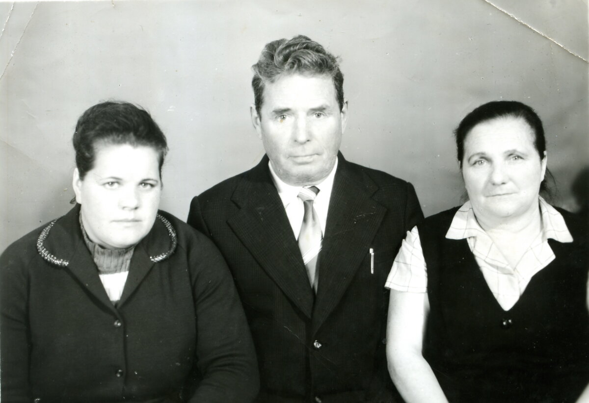 1975 год, Медведева Галина Николаевна, Самосват Фёдос Тихонович и Бондарцова Елена Васильевна