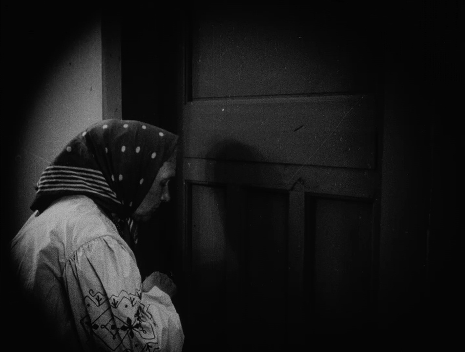  Источник изображения : https://www.afisha.ru/movie/169418/