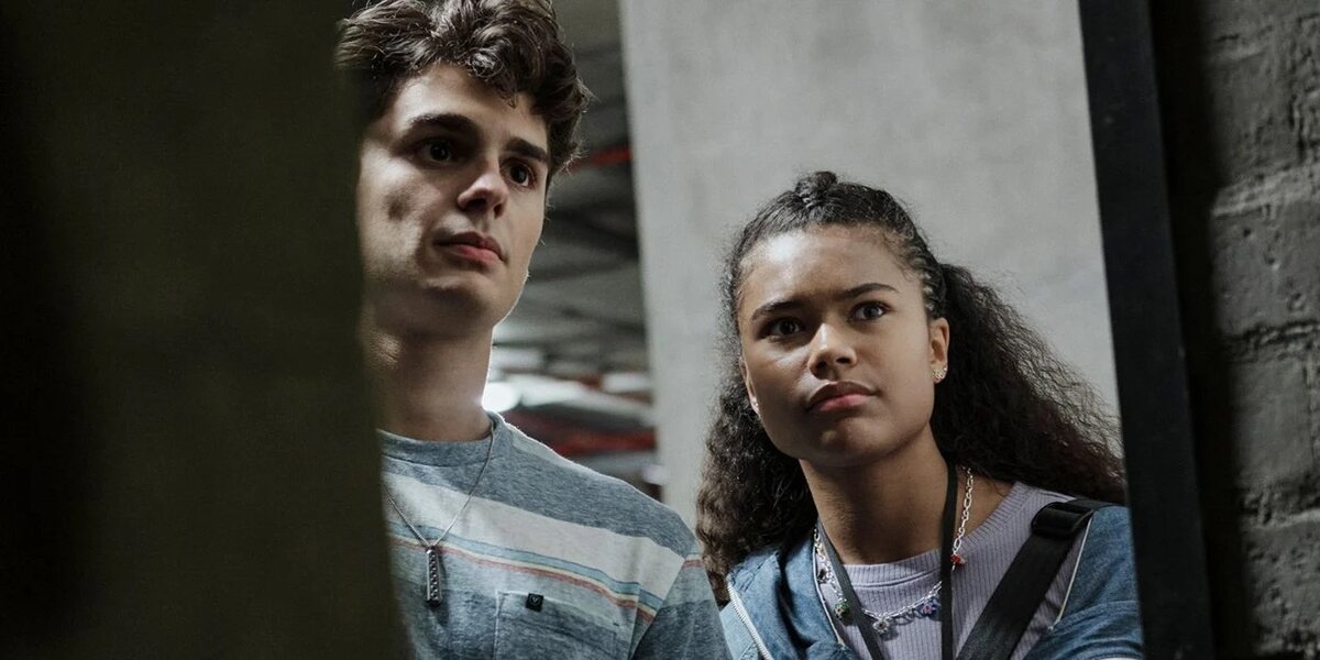 Милла йовович обитель зла 6. Злой дата выхода. Злой дата выхода. Обитель зла 2016 милла йовович. Evil west постер.