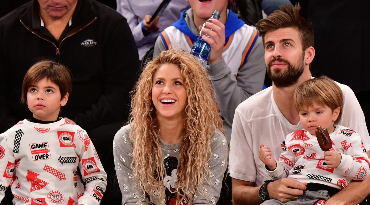 Shakira and Pique age