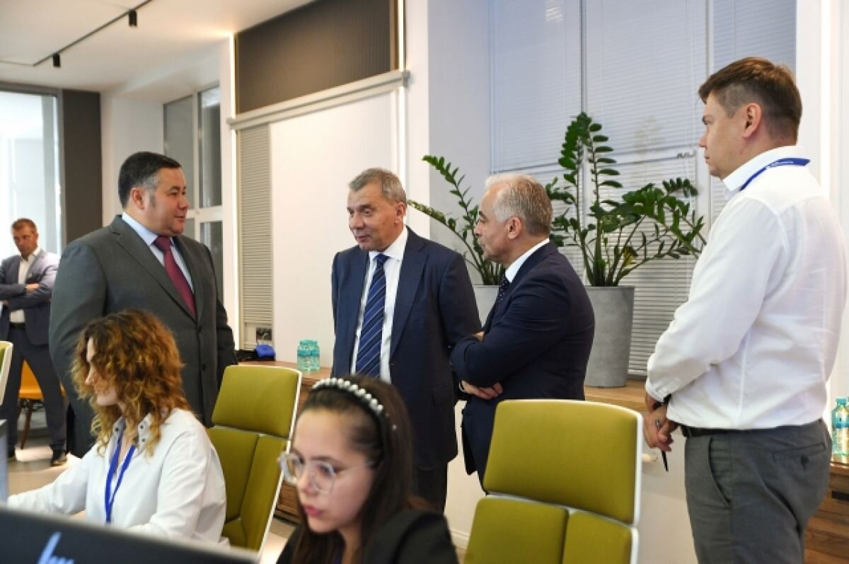    Юрий Борисов и Игорь Руденя посетили Тверской вагоностроительный завод