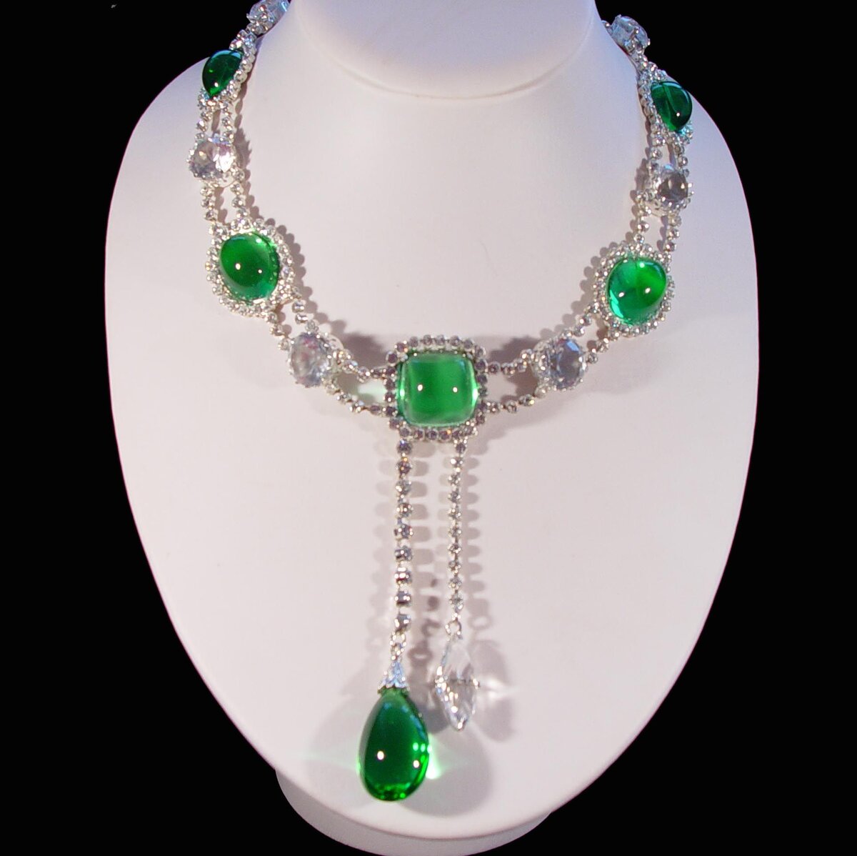 Изумрудное колье Дели Дурбар.