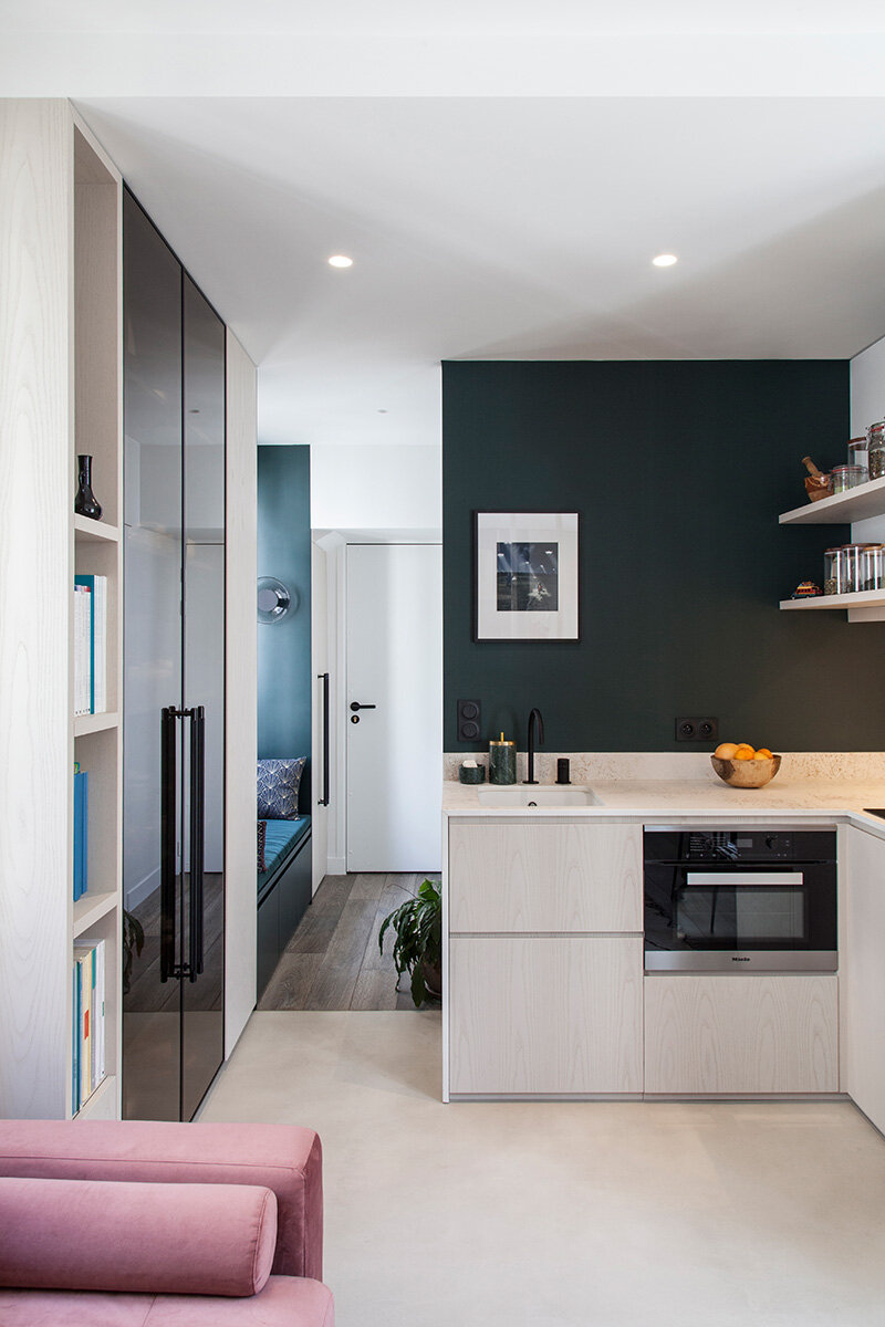 Уютно и функционально. Из длинной, узкой студии - очаровательная микро-двушка с отдельной спальней