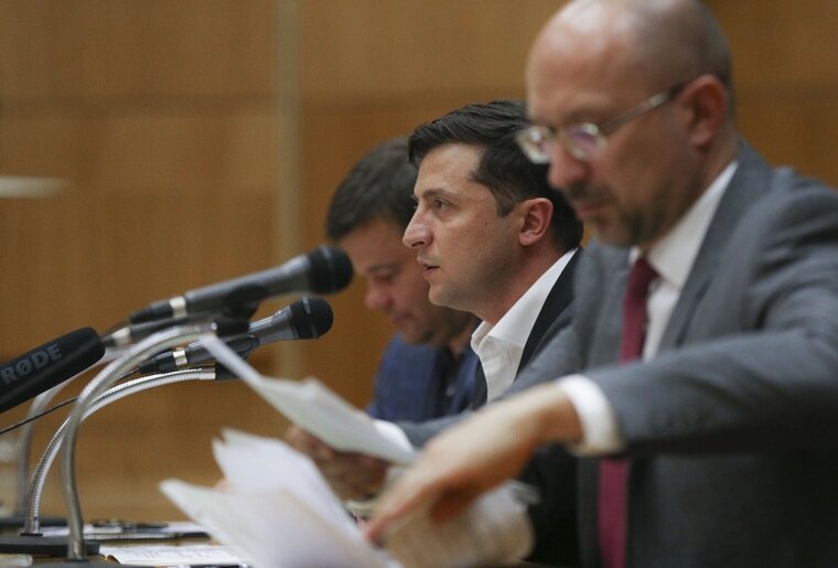    Воронцов обвинил Киев неумении ответить за слова президента Зеленского