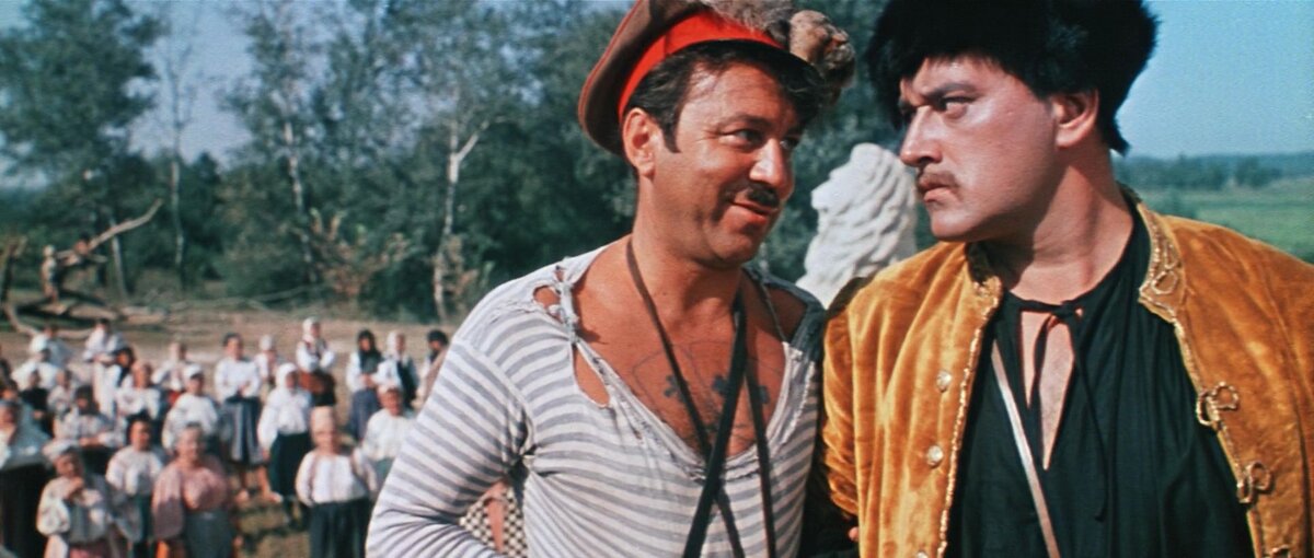        Кадр из фильма «Свадьбе в Малиновке»