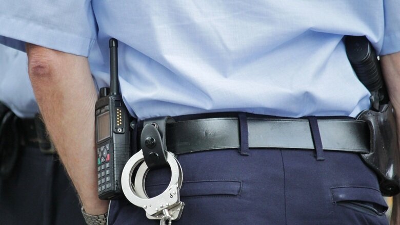     Мужчина, согласно его показаниям, собирался совершить поджег из-за давления спецслужб Украины, сообщают РИА Новости.