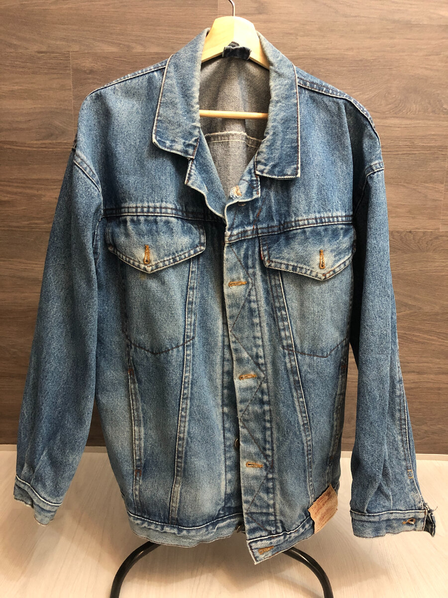 Неправильная длина и устаревший декор: 5 главных ошибок при выборе джинсовой куртки | MARIECLAIRE