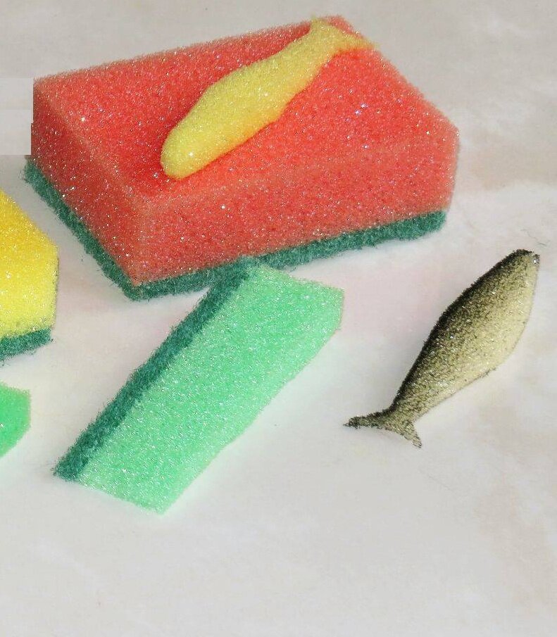 можно не красить а вырезать из цветной губки