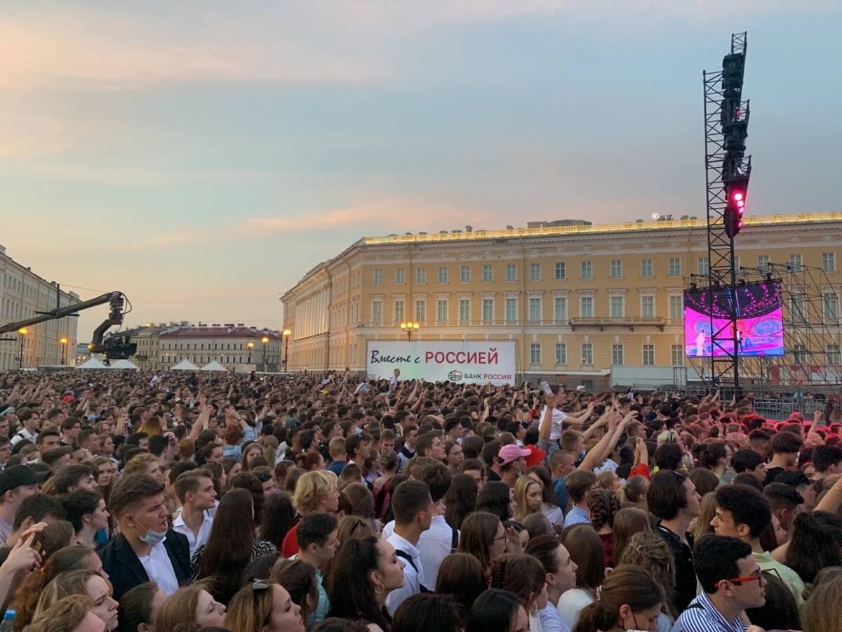 дворцовая площадь алые паруса