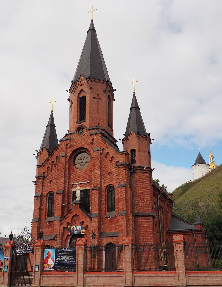 Католический храм сургут