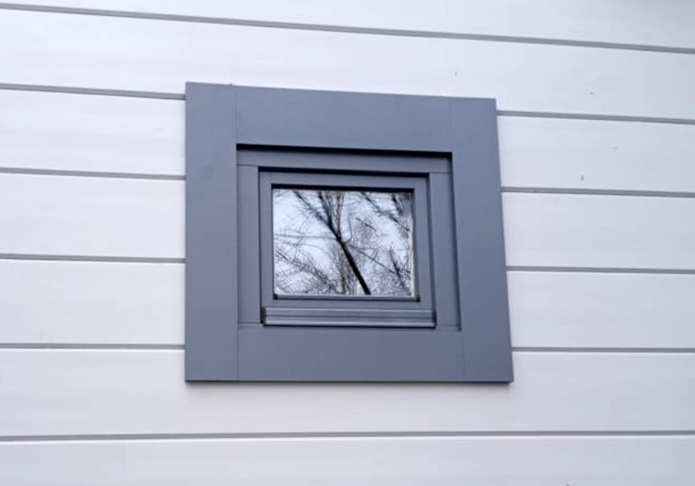 Окно из сосны производства MIZANTIN