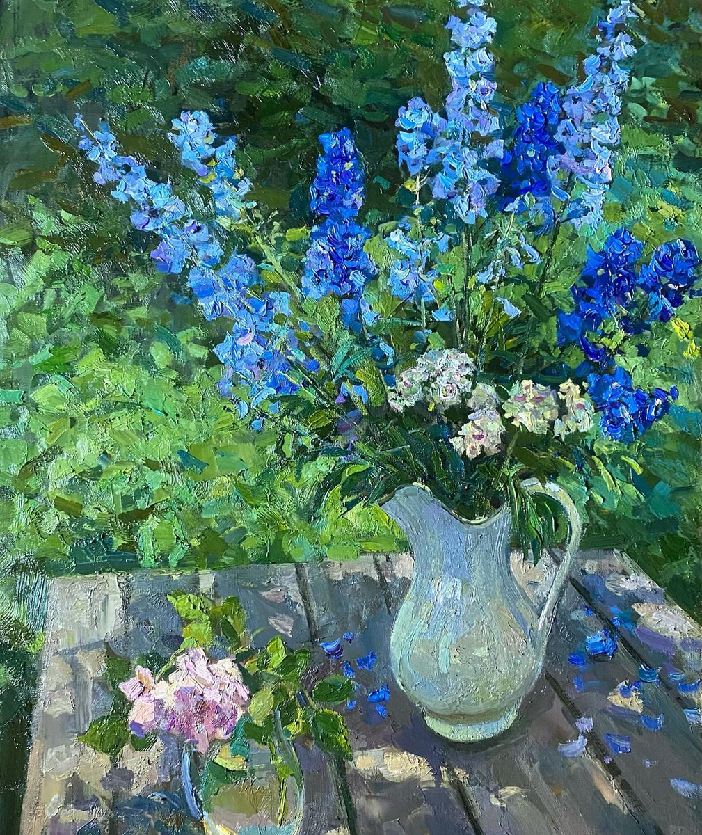Фотография картины И. Рыбаковой "Дельфиниум" (из открытых источников)