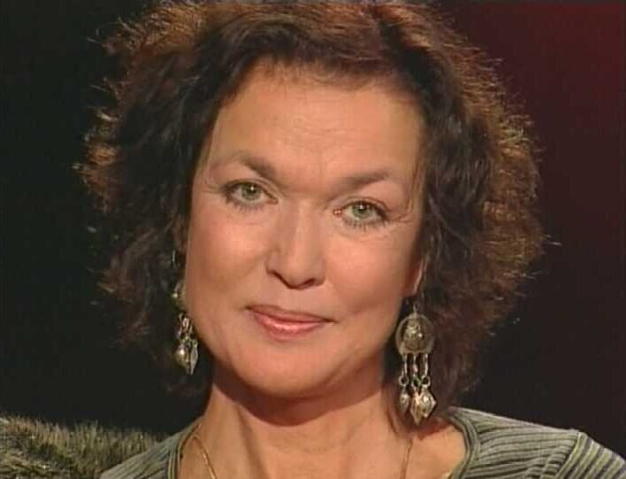 Красавицу-актрису с экзотической внешностью когда-то любили миллионы советских зрителей.-8