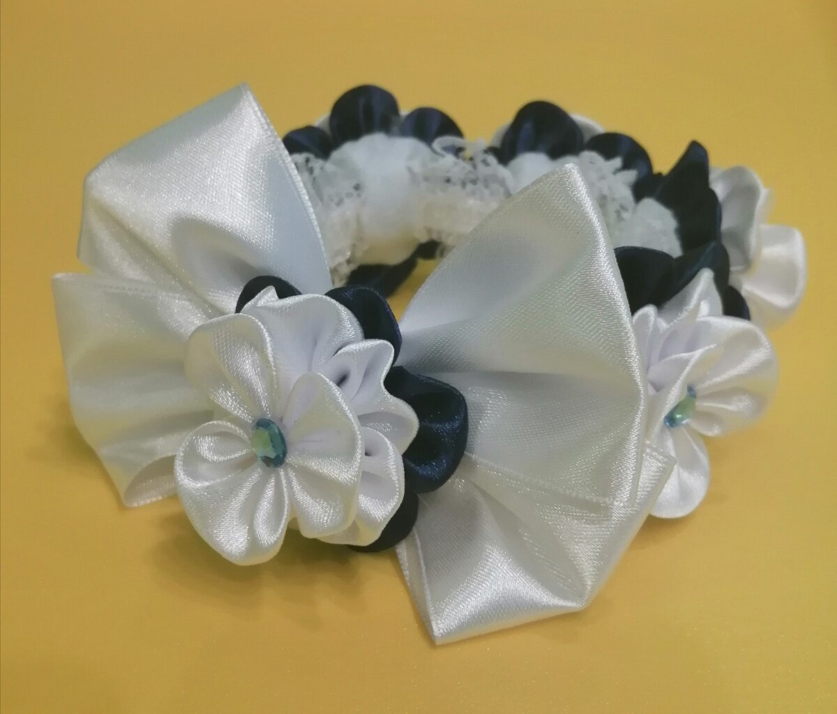 Фото автора. Резинка на пучок