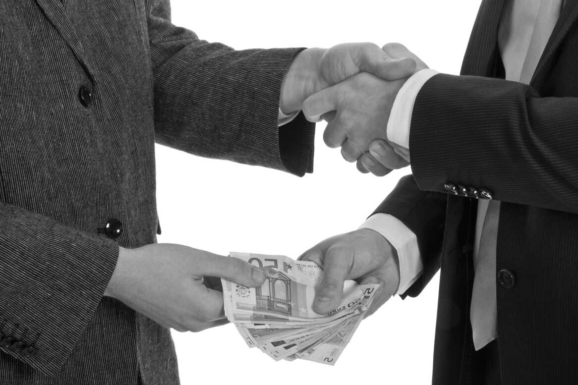 гасить кредит или инвестировать