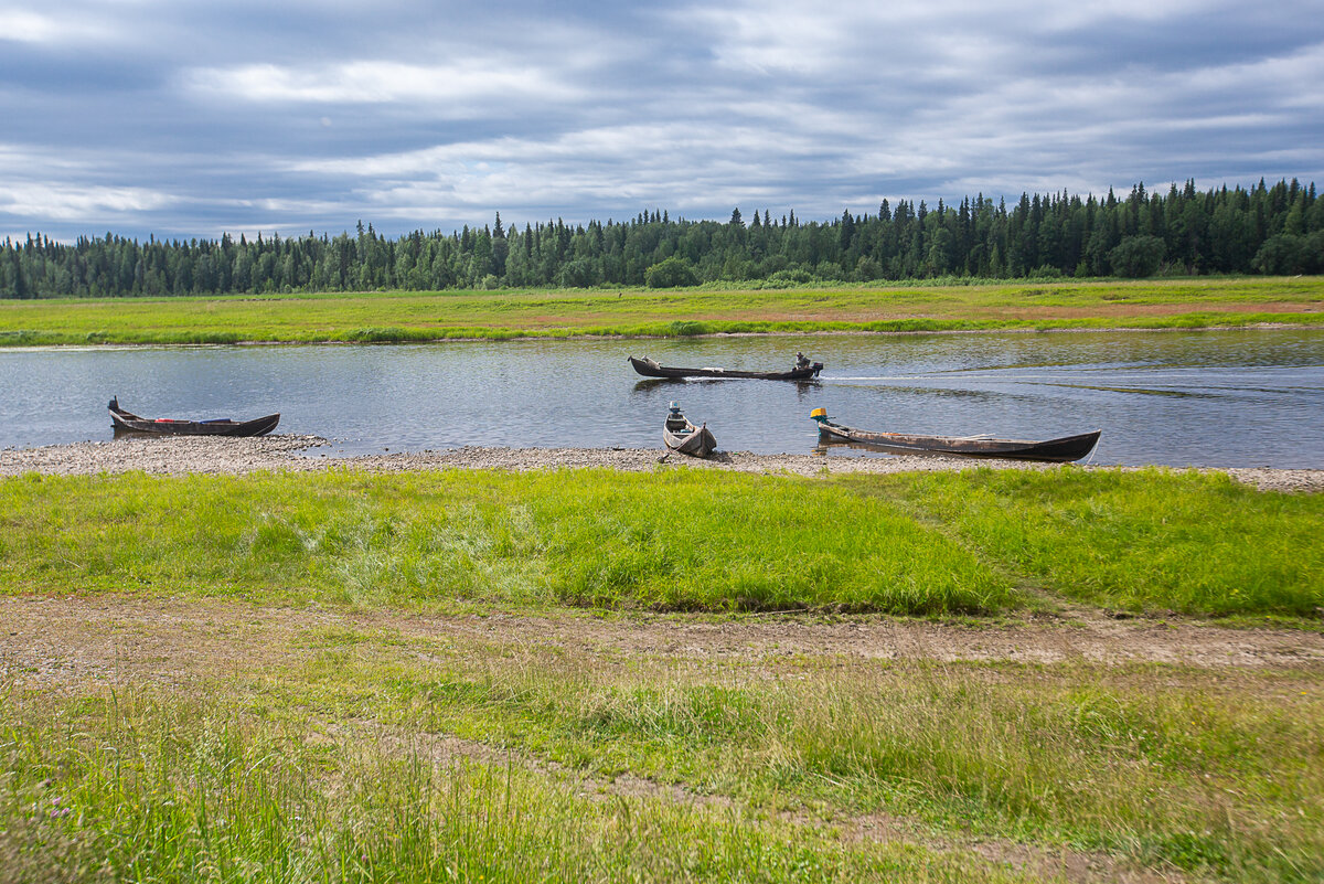 Река Пижма в Усть-Цилемском районе Республики Коми, давшая название пижемской росписи - одного из промыслов Русского Севера. Фото автора статьи (ещё 1 фото)