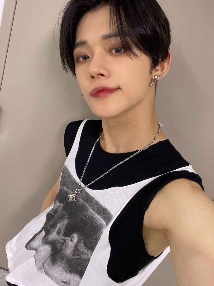 Ёнджун и роковый стиль