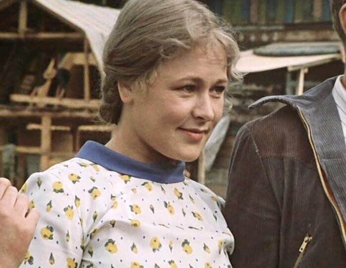 Рязанова в молодости