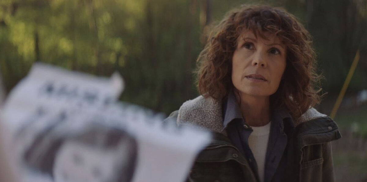 Кадр из фильма "Сквозь тусклое стекло"