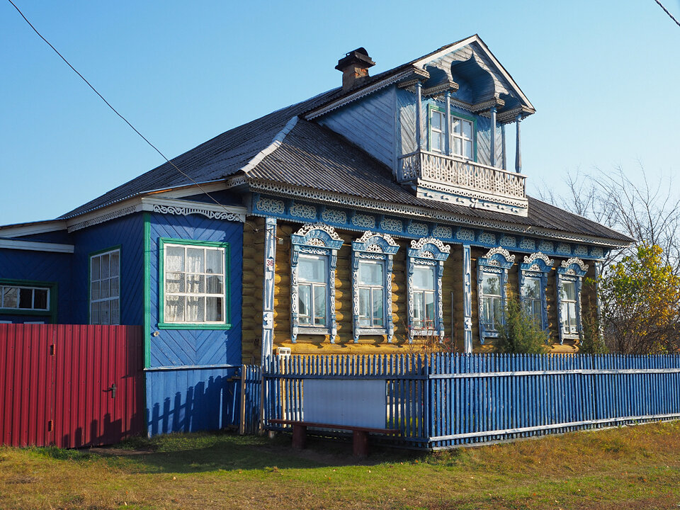 Дом с мезонином в Глушицах.