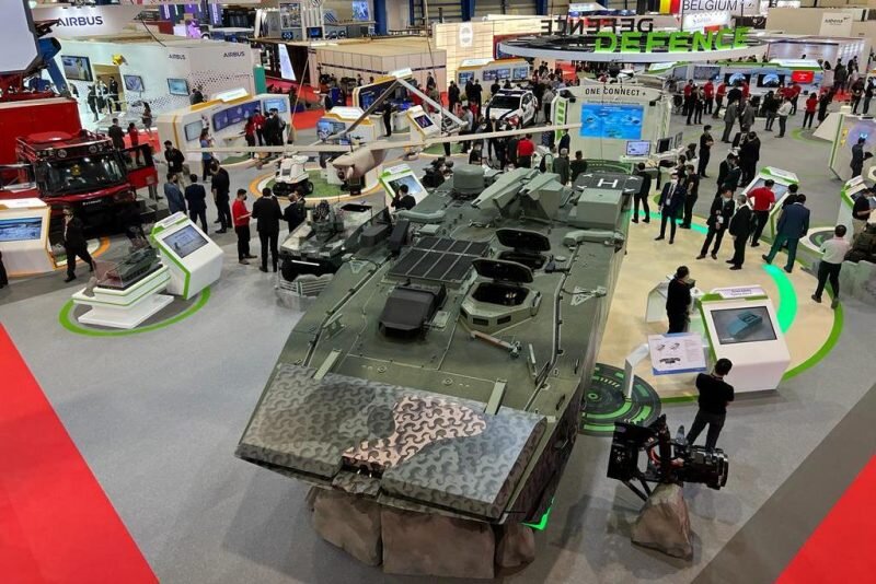 База беспилотников на базе бронетранспортёра Terrex 2. источник: J. Rouko