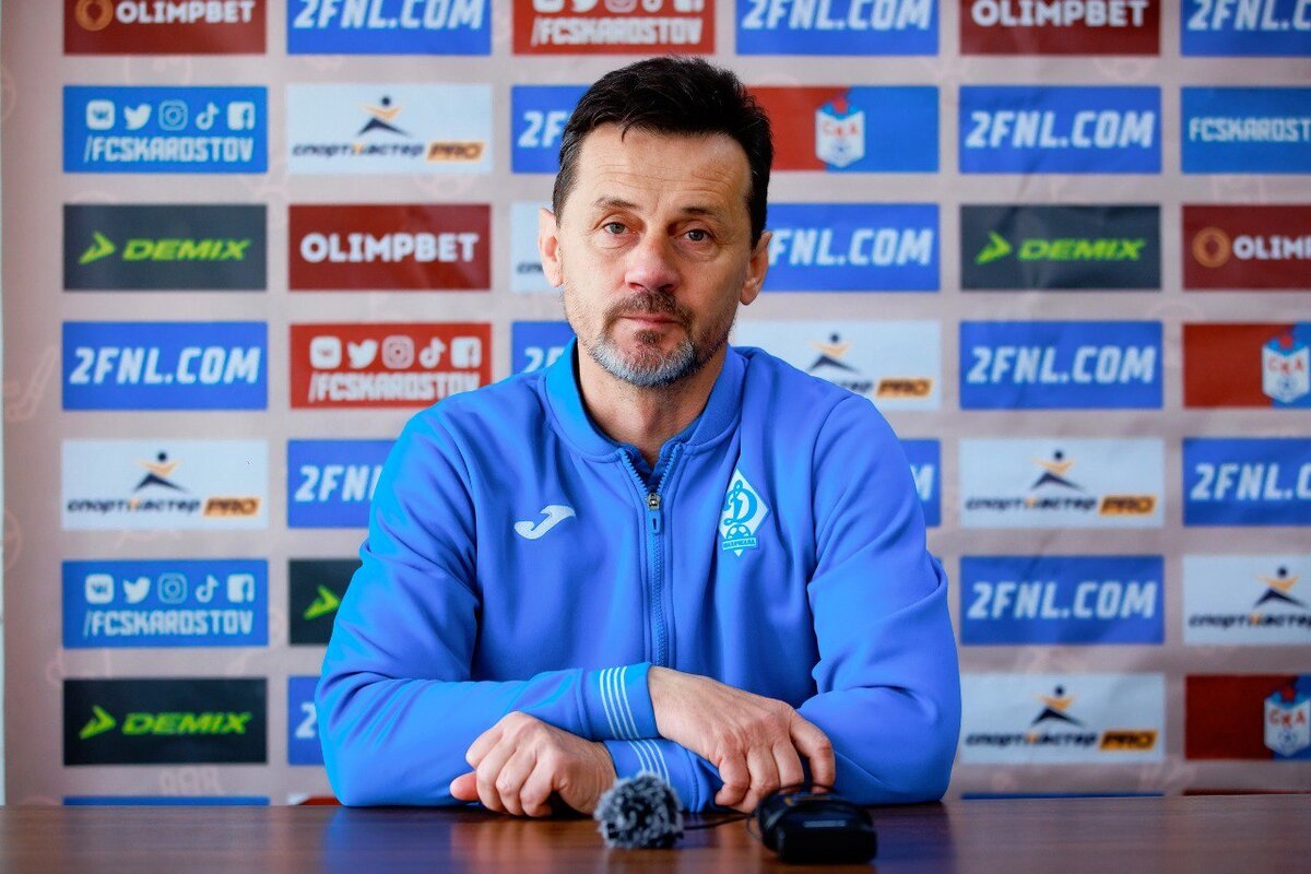 тренер динамо дагестан. герасименко алексей. футбол главный тренер клуба краснодар -2. тренер динамо махачкала. тренер динамо махачкала.