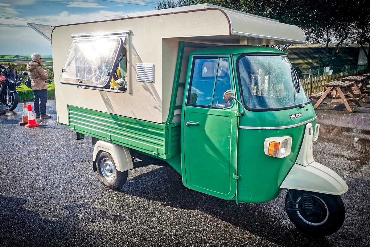    Разновидностей автодомов на базе Piaggio великое множество, причем многие из них самодельные
