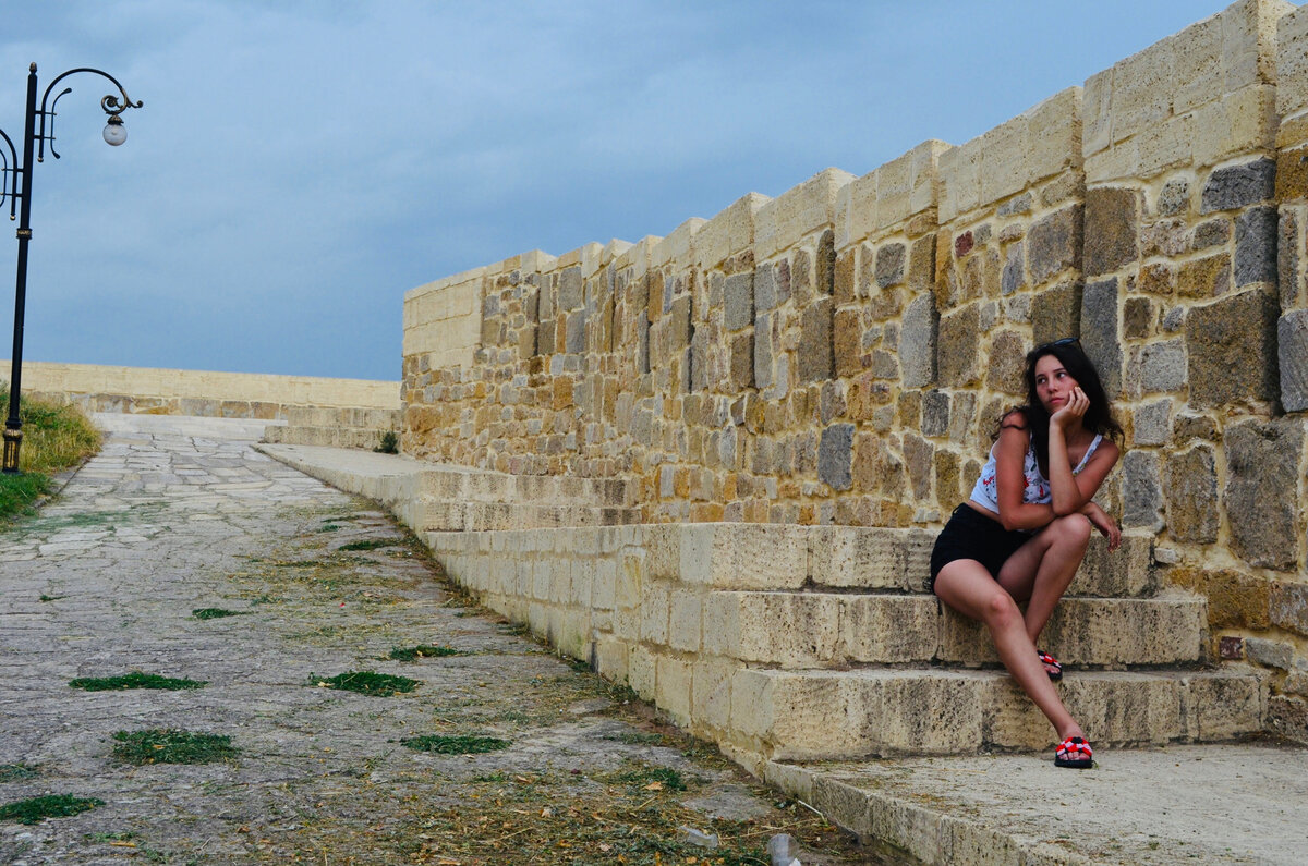 Я. Сижу кукую куда поехать😅