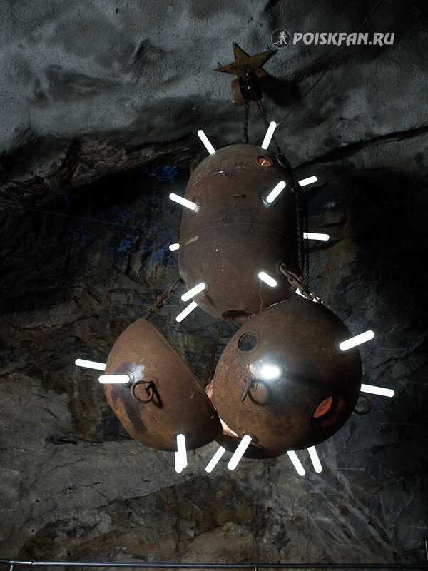 Одна из работ Mati Karmin: ночники из мин