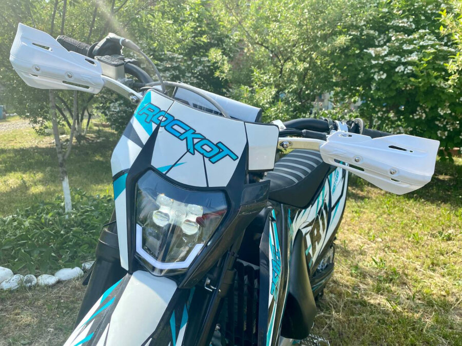 Эндуро мотоцикл Rockot R11 Frost Flash