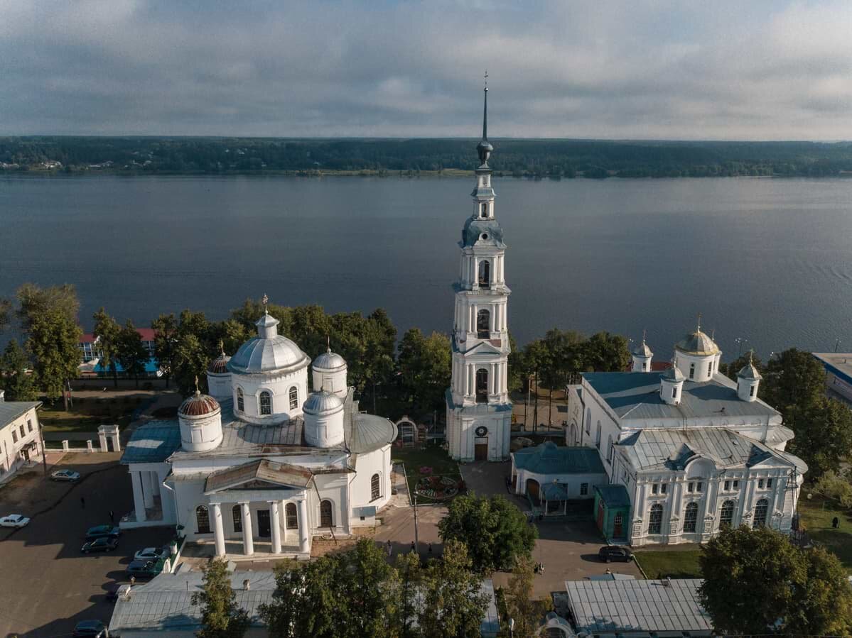 Вид на соборный ансамбль сверху