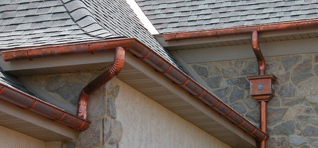 Как правильно установить водоотлив на крышу?