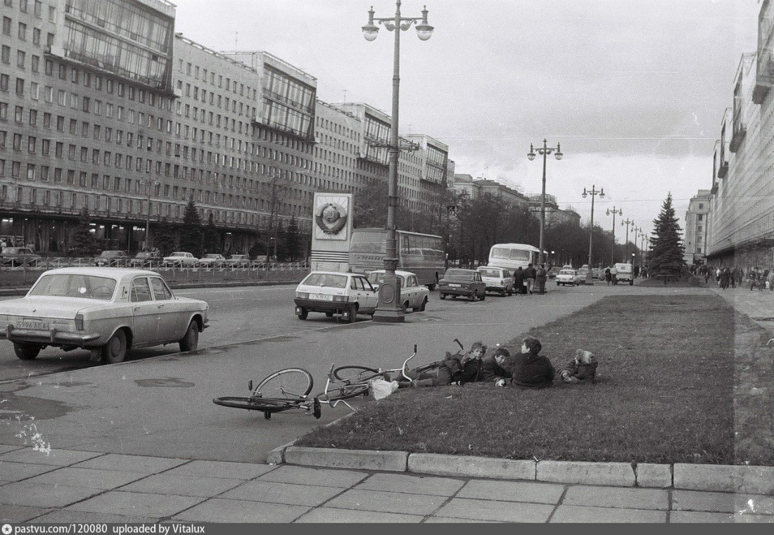 1988 год ссср. Московский проспект Ленинград. Московский проспект Ленинград в 1980х. Ленинград 1988. Ленинград Московский проспект 1964.