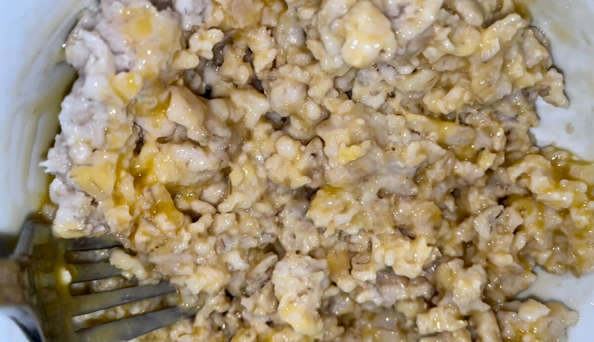 Смешиваем желтки с кашей