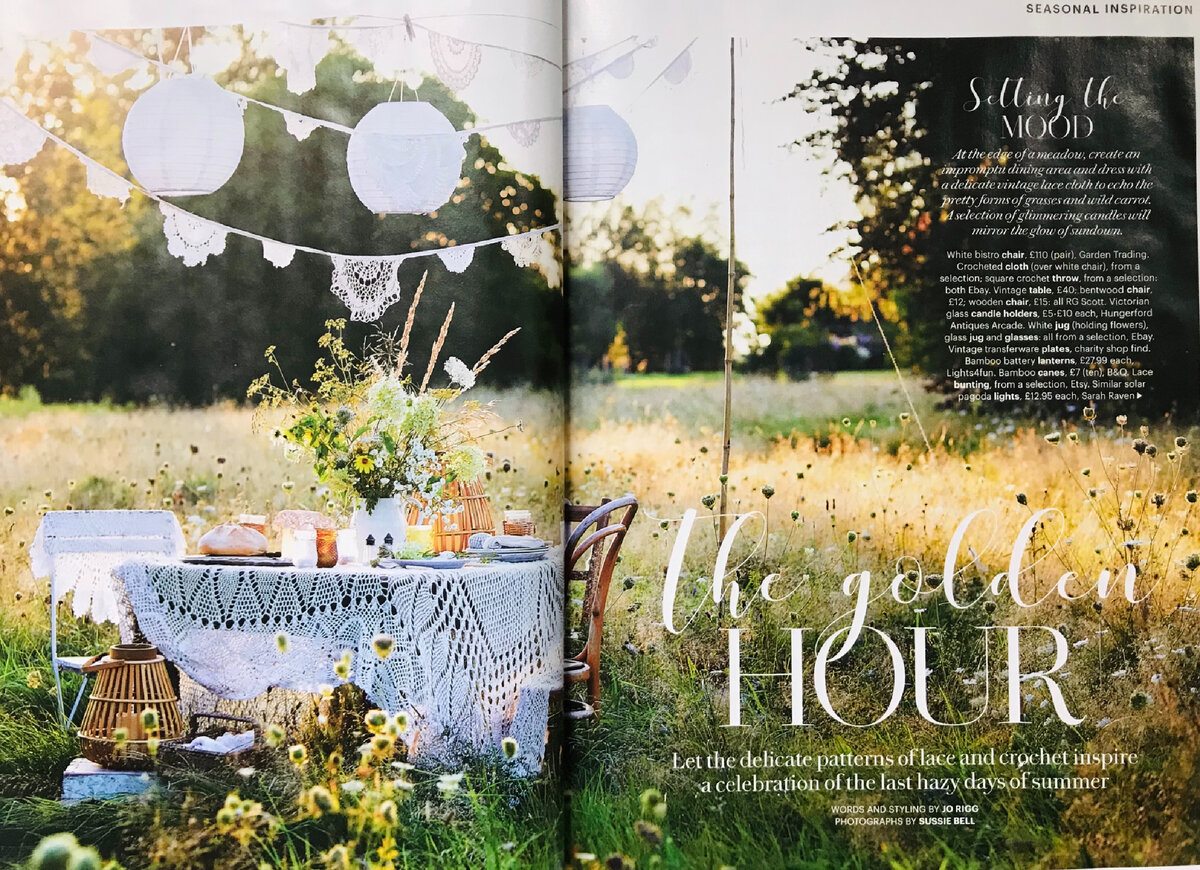 Золотой час. Фотография из сентябрьского номера журнала "Деревенская жизнь" за 2022 год. 